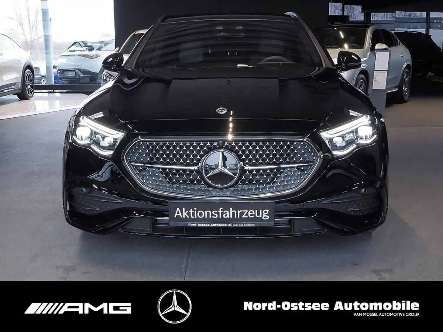 Mercedes-Benz E 300 de T AMG NIGHT PANO AHK 4D-SOUND 20-ZOLL Nero - 2