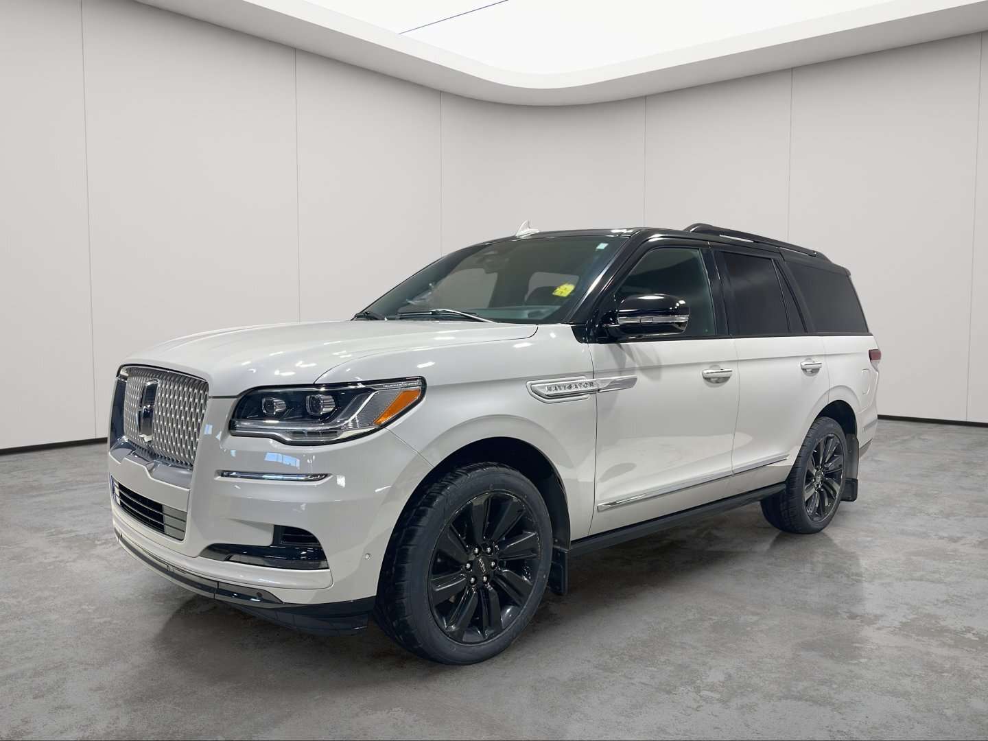 2024 Lincoln Navigator Reserve - CLEAN CARFAX — снимка 1