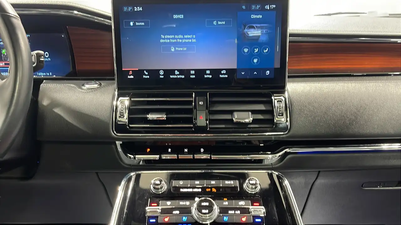 Lincoln Navigator снимка Lincoln Navigator