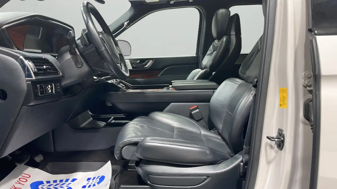 Lincoln Navigator снимка Lincoln Navigator