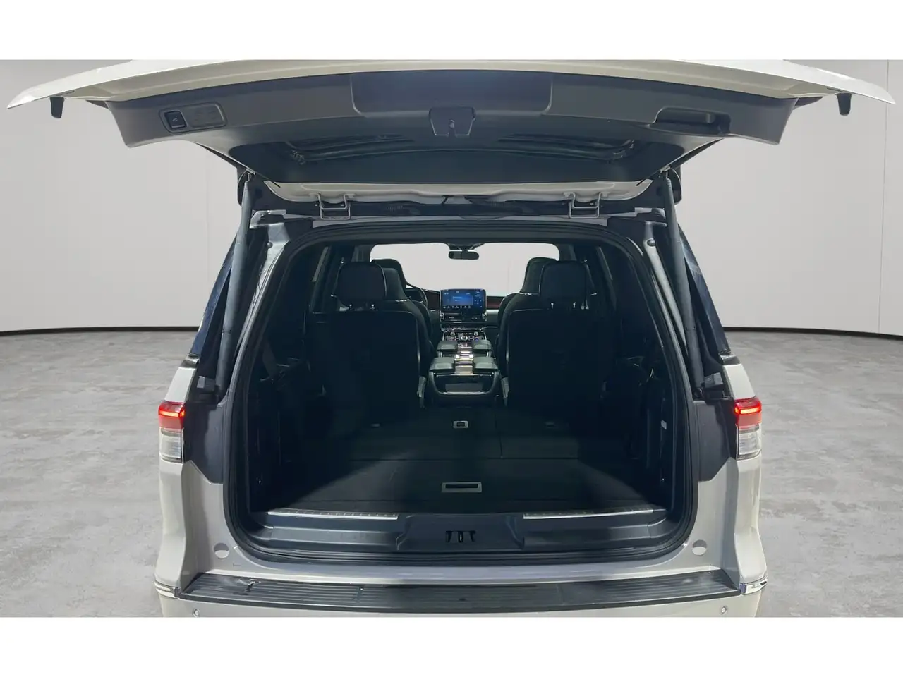 Lincoln Navigator снимка Lincoln Navigator