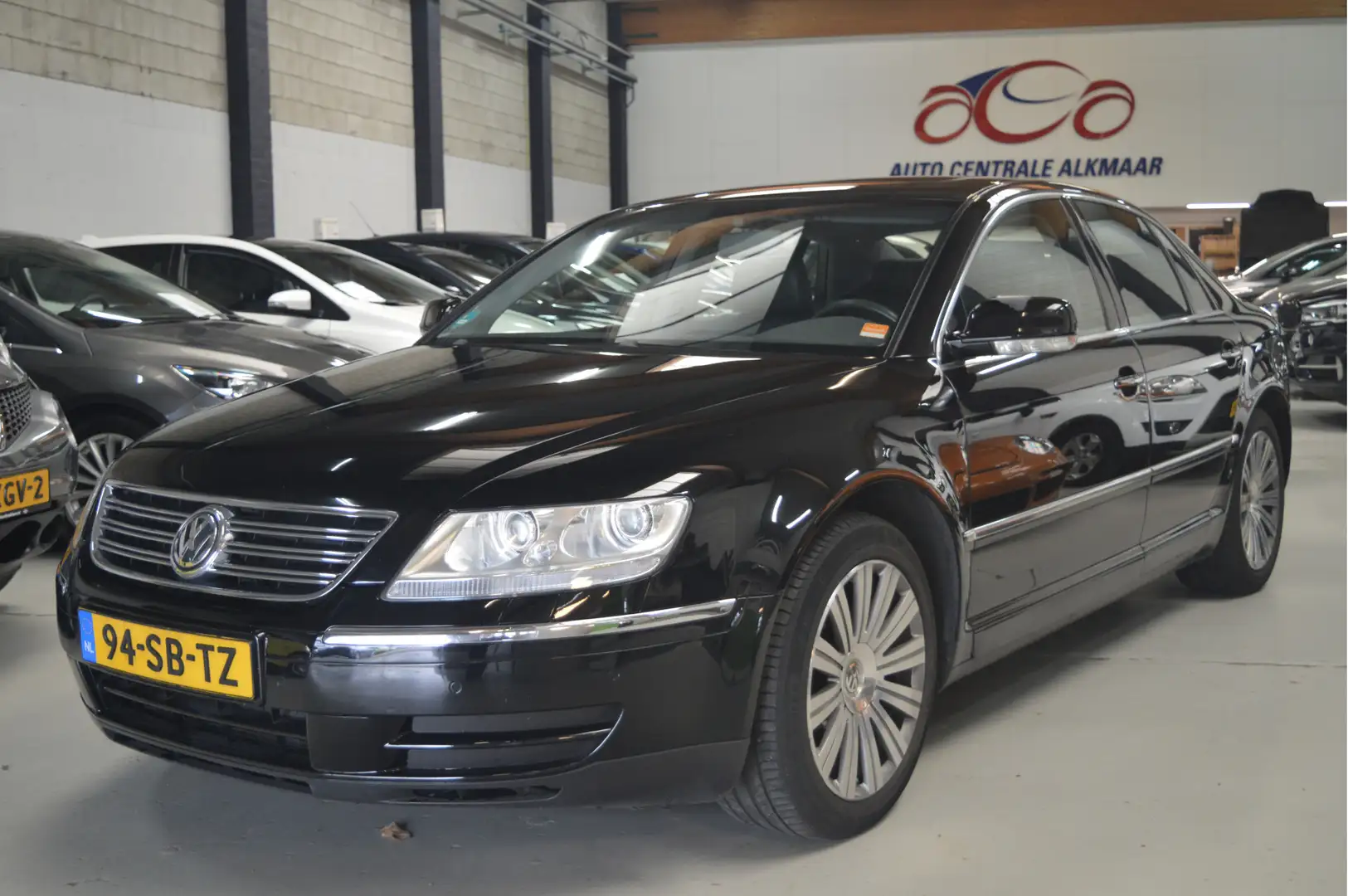 Volkswagen Phaeton 3.2 V6 5p. /// LEES TEKST /// Nero - 1