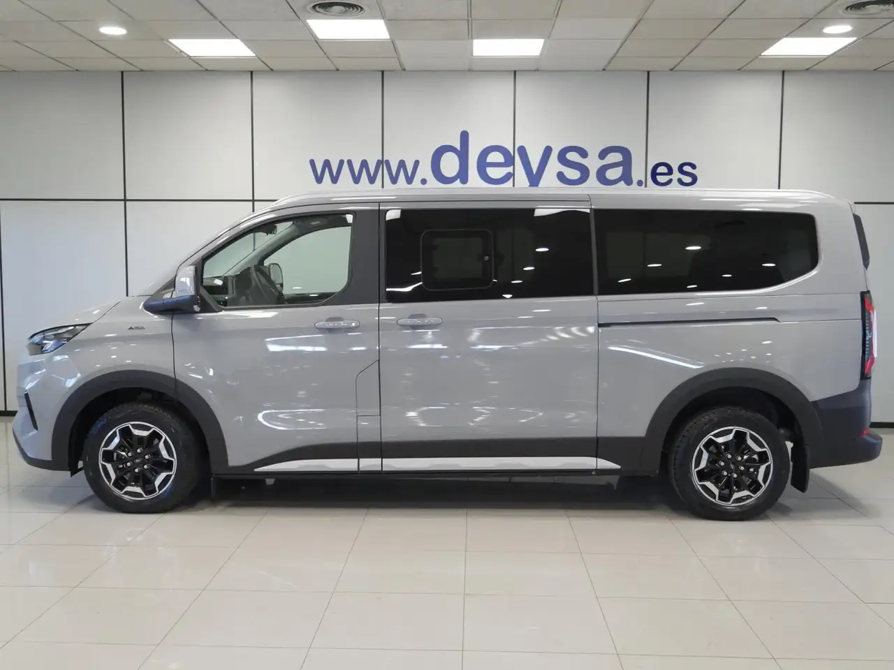 Ford Tourneo Custom 2026