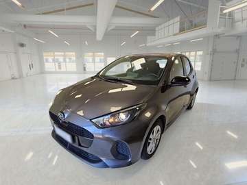 FULL HYBRID ELECTRIC 1.5 VVT CENTRE-LINE 5 PORTE BERLINA