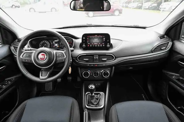 Fiat Tipo view 7