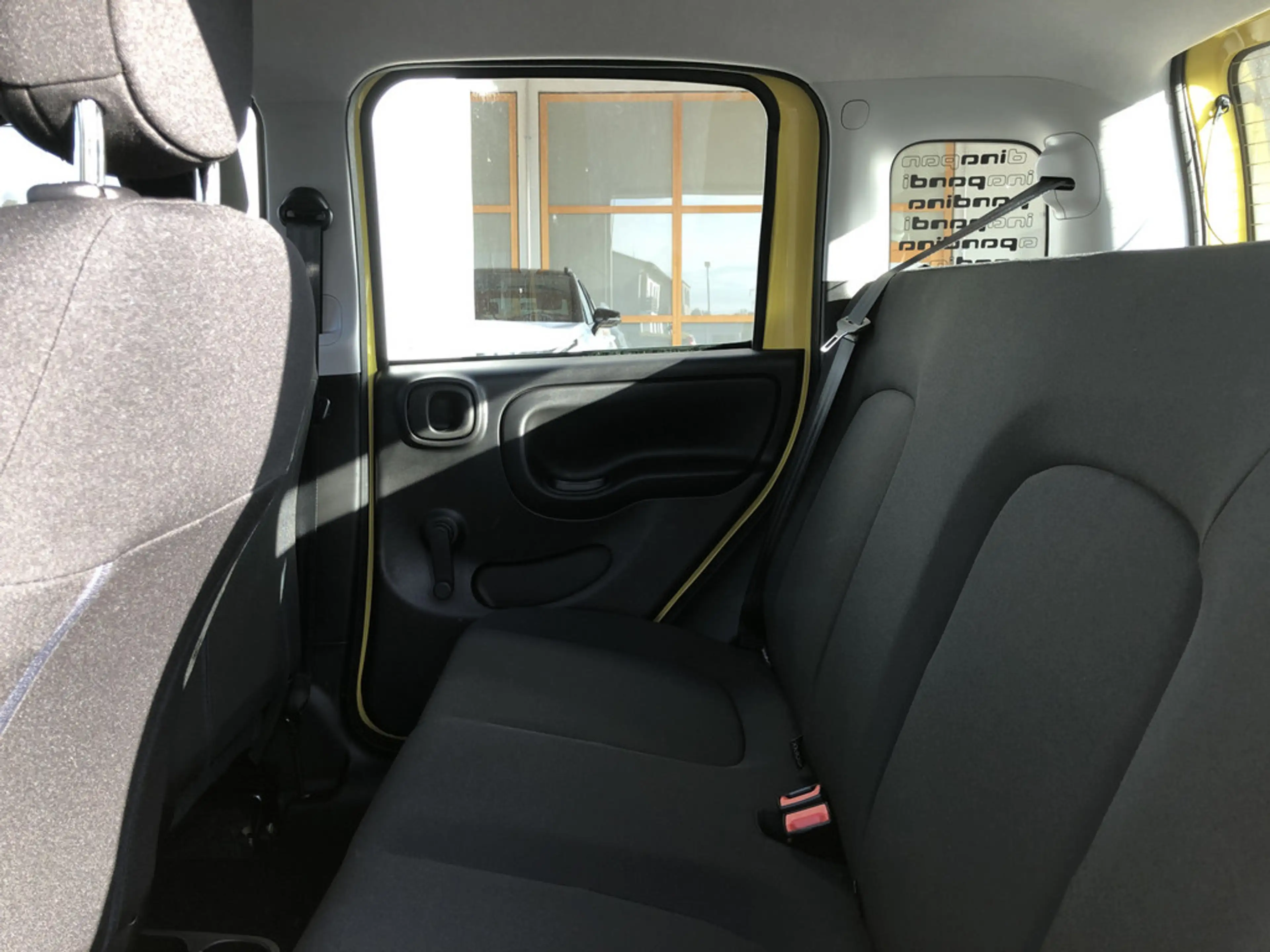 Fiat Panda Pandina Icon 1.0 Hybrid 48 kW — photo 8