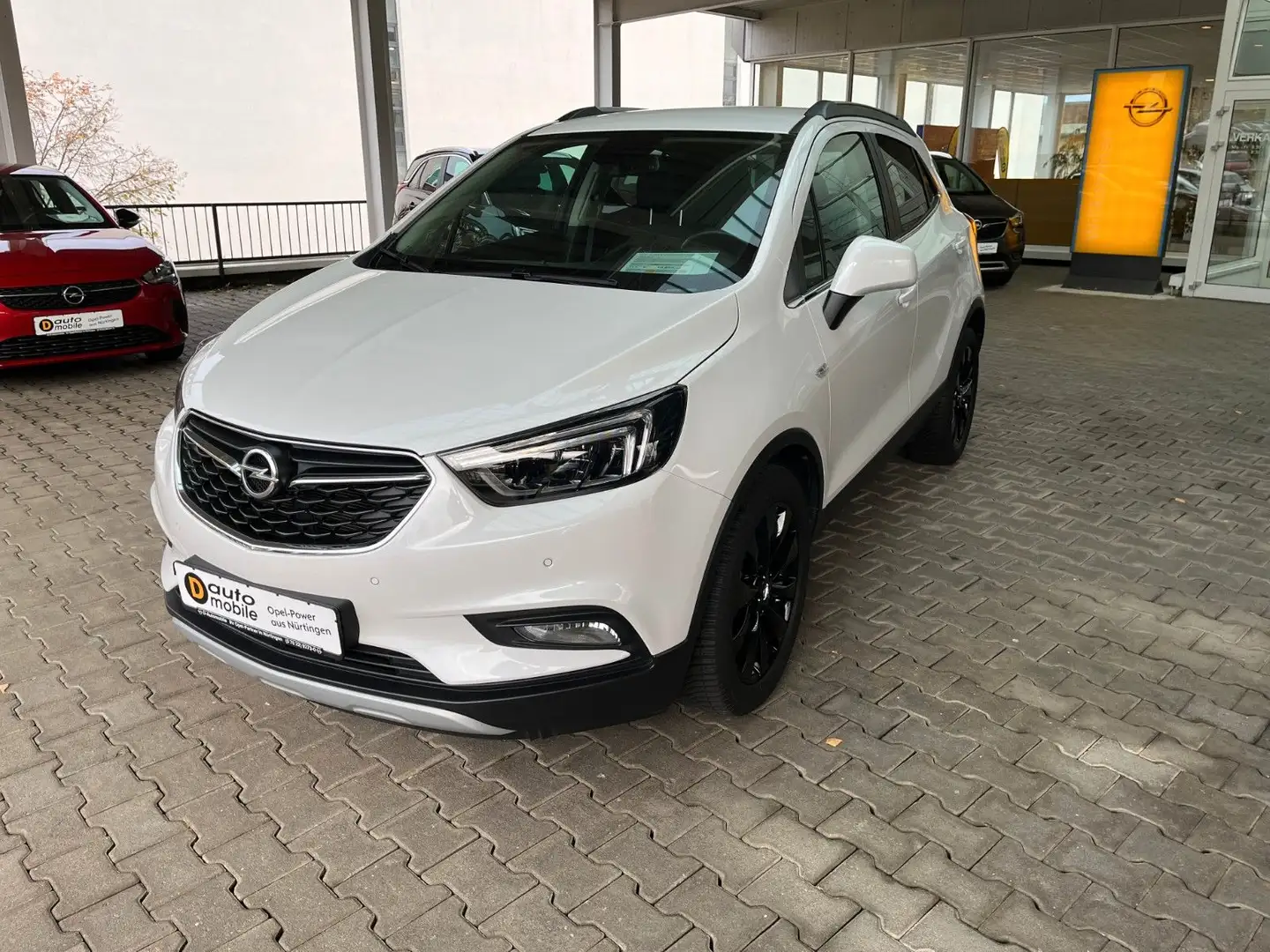 Opel Mokka X Innovation, LED, Sitzh., Parkp... White - 1