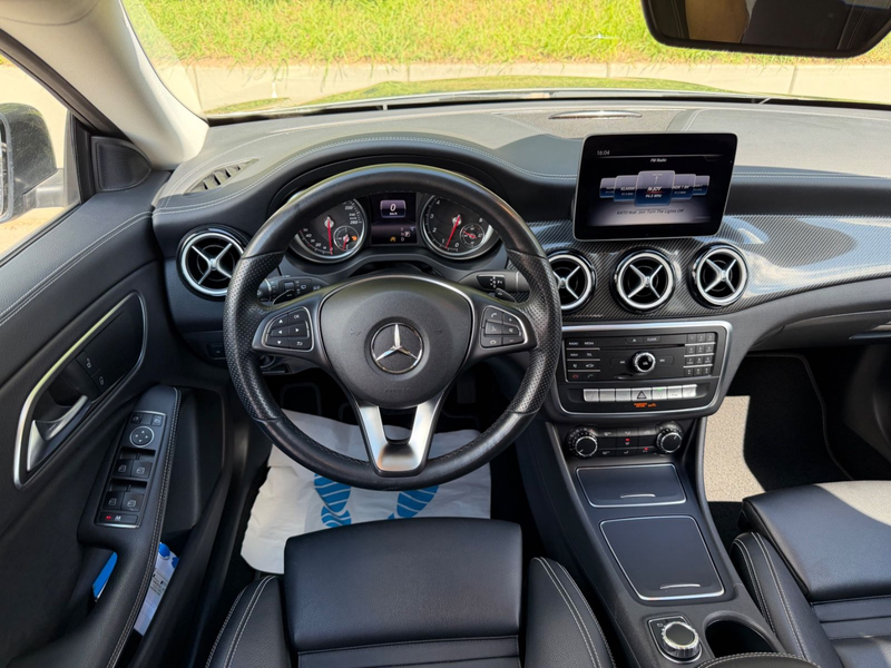 Mercedes-Benz CLA 180 Edition AMG/LEDER/LED/KAM — photo 14