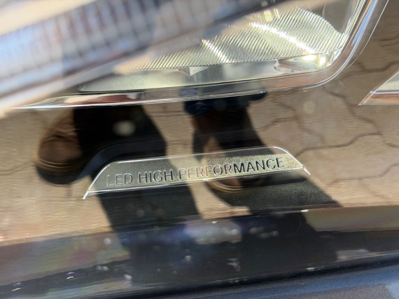 Mercedes-Benz CLA 180 Edition AMG/LEDER/LED/KAM — photo 4