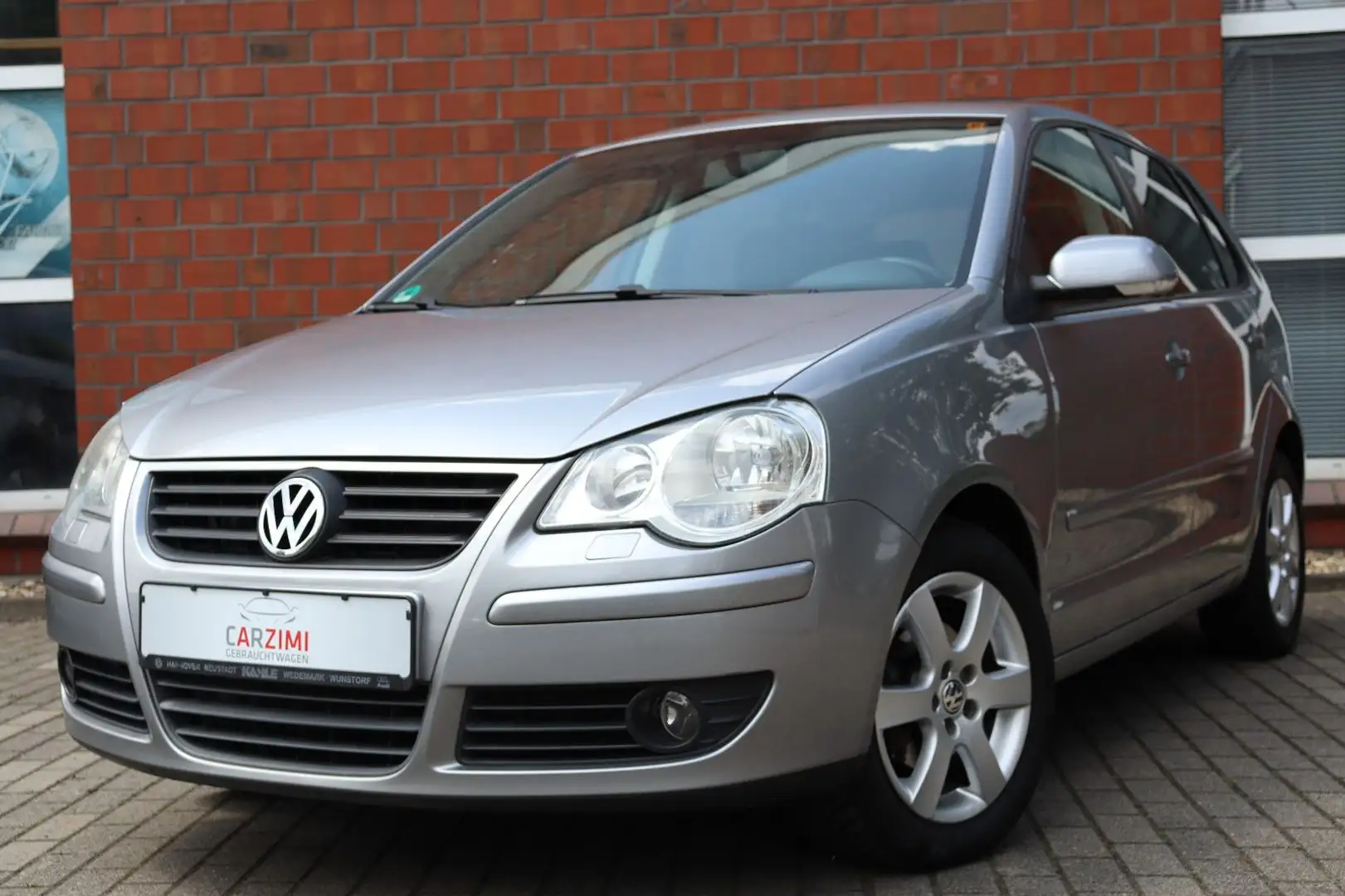 Volkswagen Polo IV 1.4 United Klima Sitzheizung PDC Argent - 1