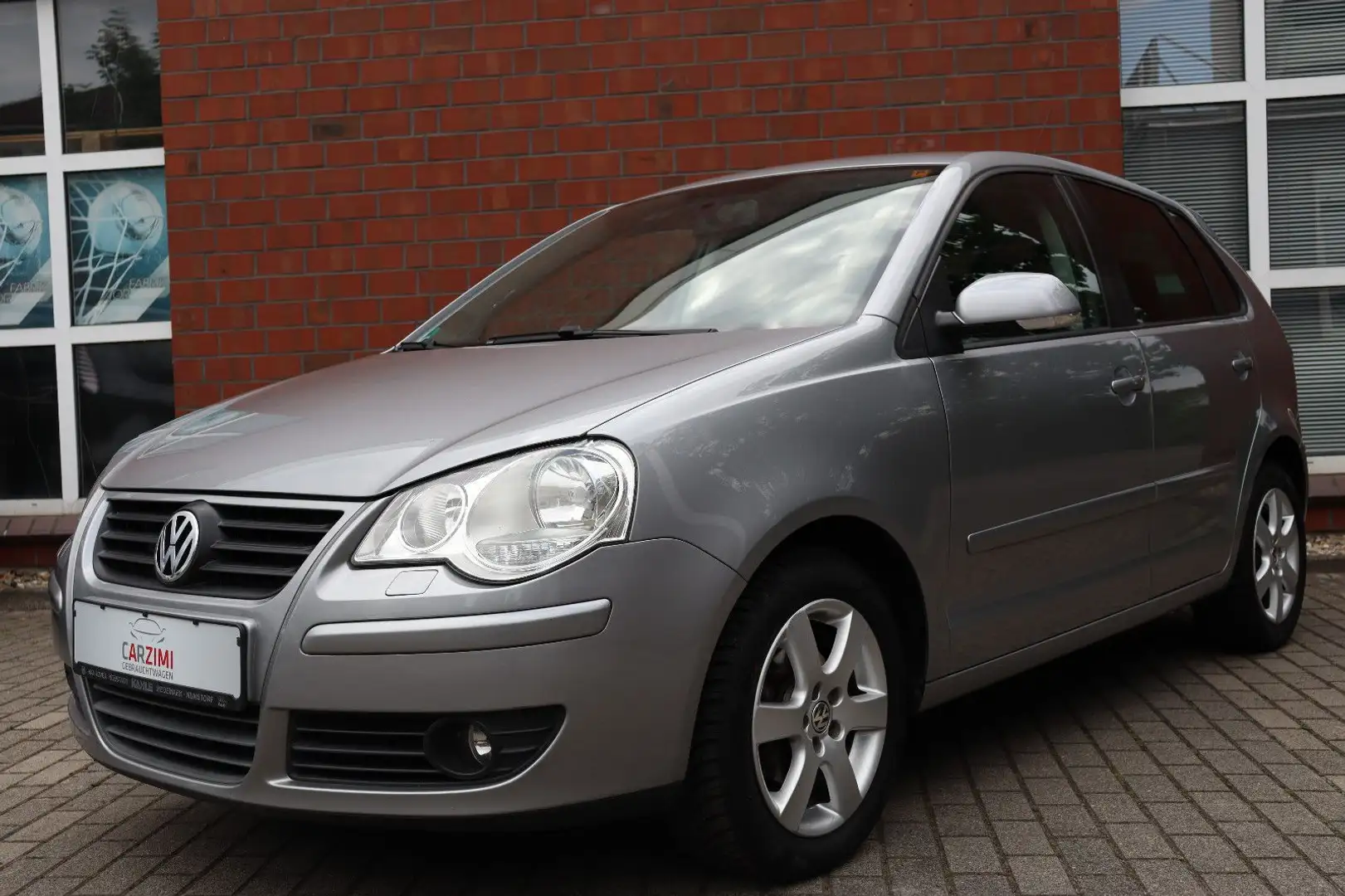 Volkswagen Polo IV 1.4 United Klima Sitzheizung PDC Argent - 2