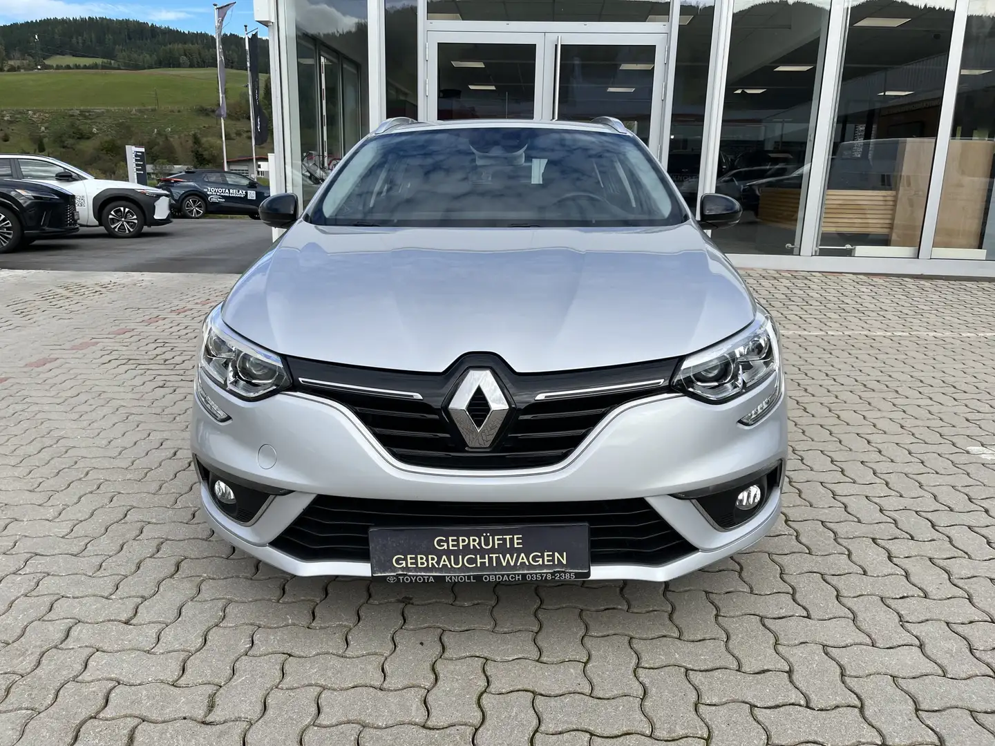 Renault Megane 1,3 TCE IV Grandtour Limited Gris - 2