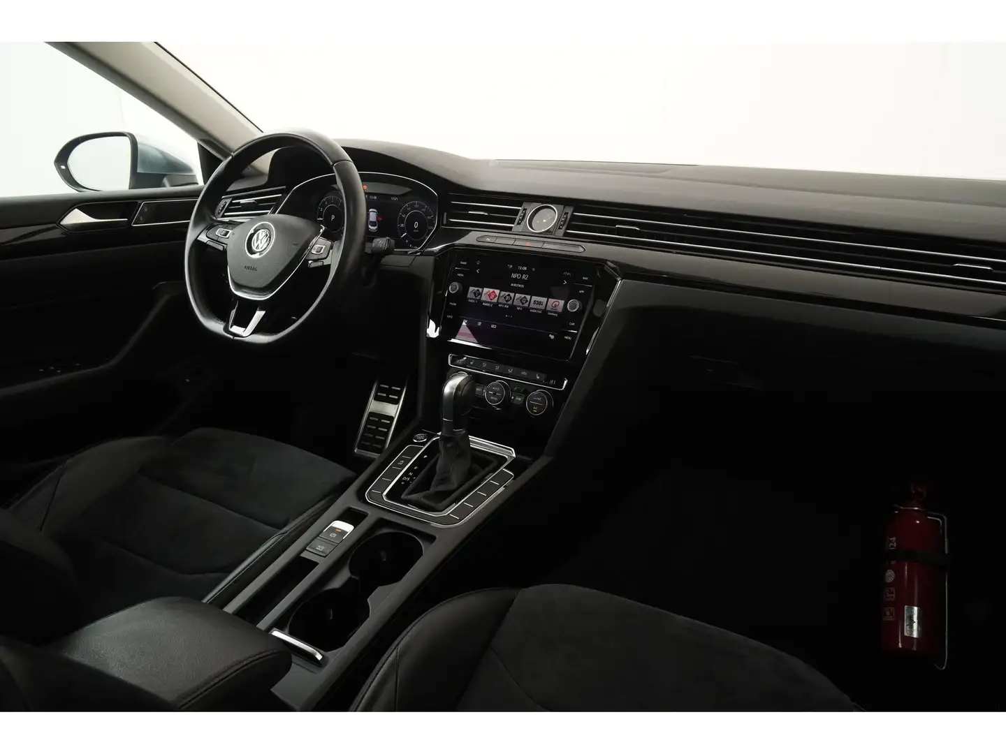 Volkswagen Arteon 1.5 TSI Elegance DSG | Schuifdak | Active Info Dis Grey - 2