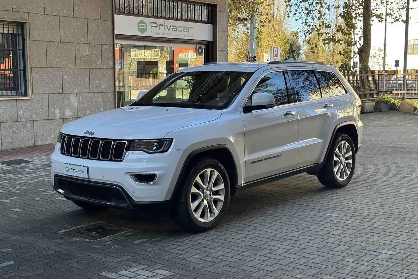Jeep Grand Cherokee Grand Cherokee 3.0 V6 CRD 250 CV Multijet II Limited Blanc - 1