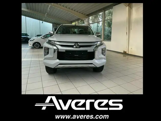 Mitsubishi L200 Select Doppelkabine 4WD