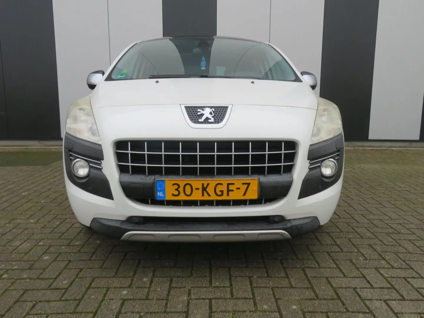 Peugeot 3008 1.6 THP GT Wit - 2