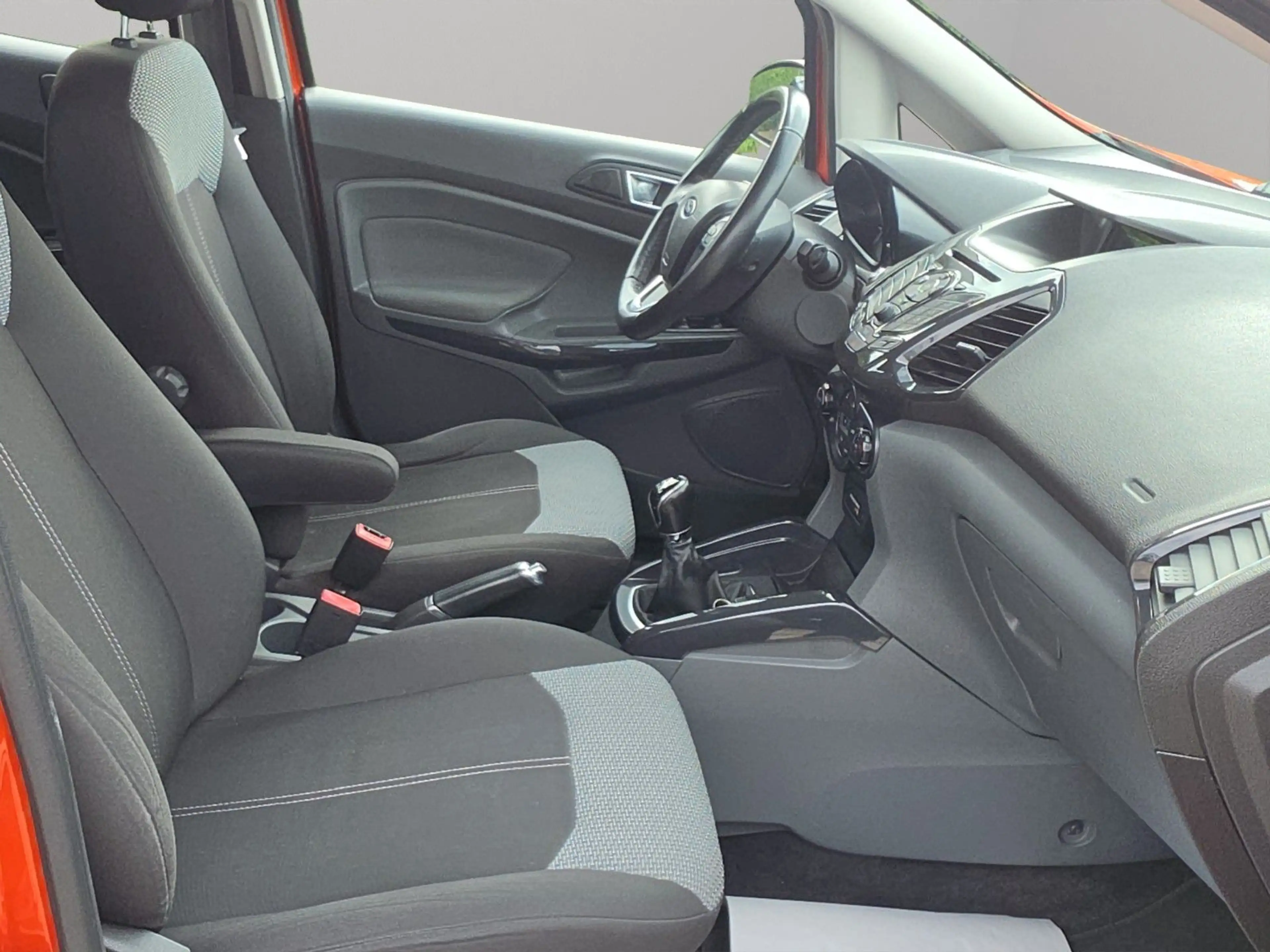 Ford EcoSport Titanium + TÜV NEU + ÖLSERVICE NEU — photo 14