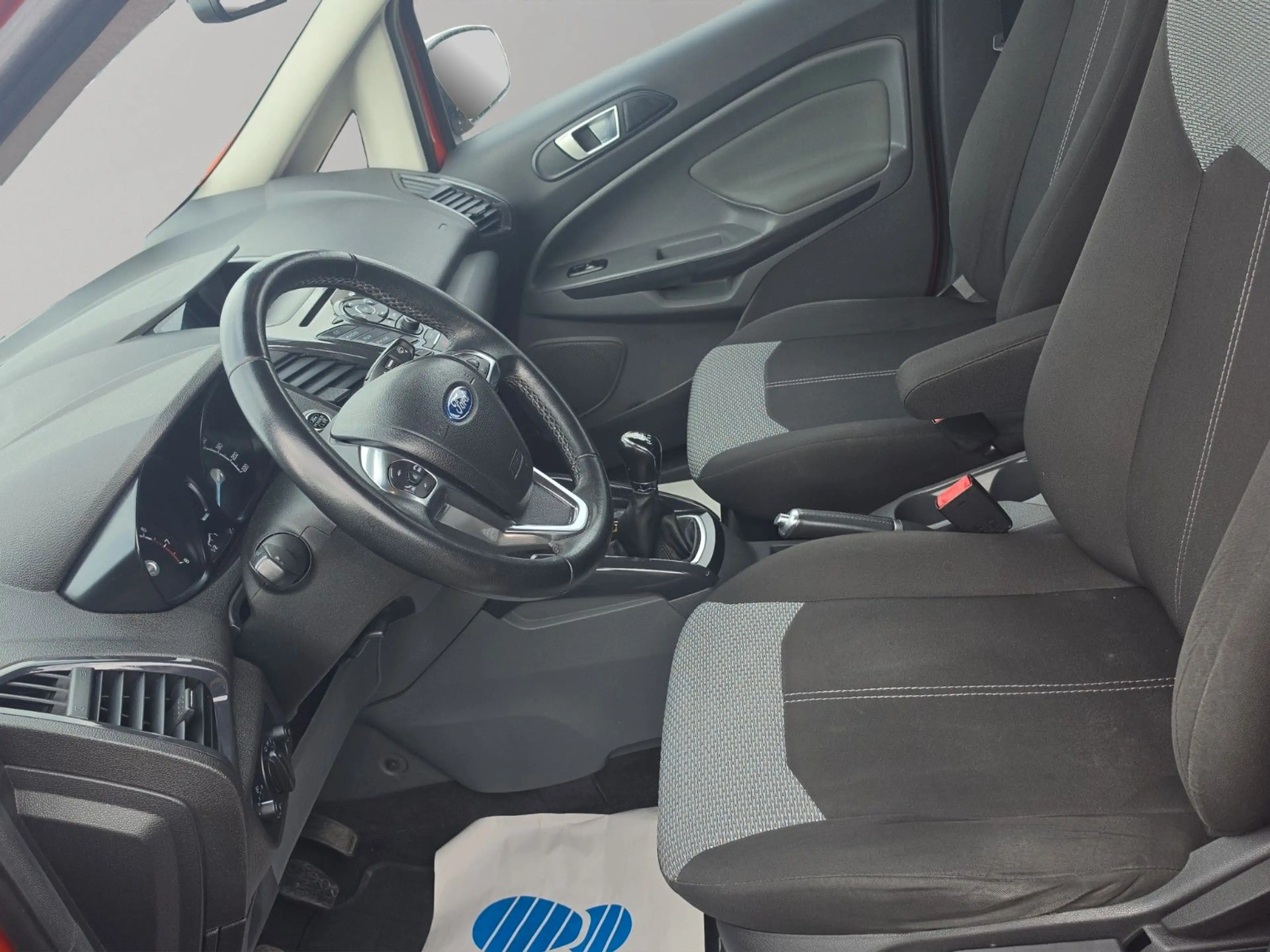 Ford EcoSport Titanium + TÜV NEU + ÖLSERVICE NEU — photo 11