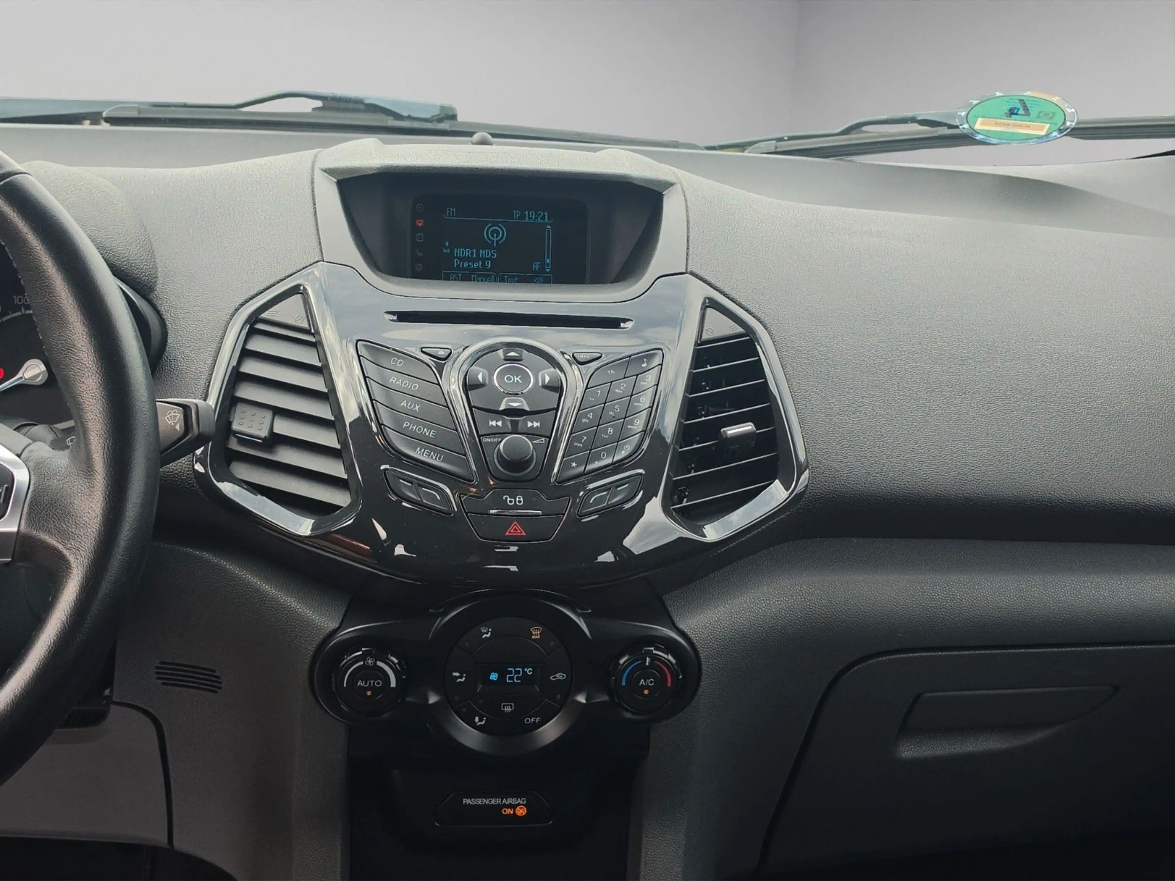 Ford EcoSport Titanium + TÜV NEU + ÖLSERVICE NEU — photo 13