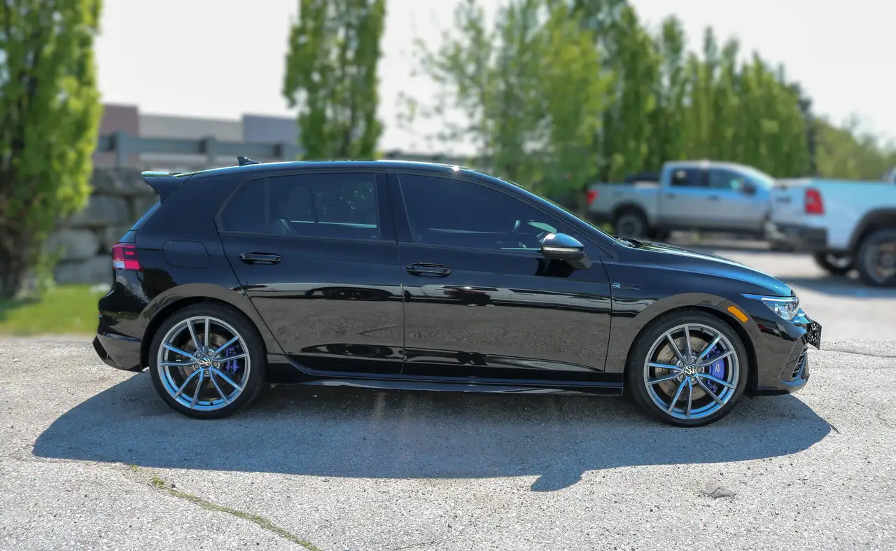 Volkswagen Golf R снимка Volkswagen Golf R