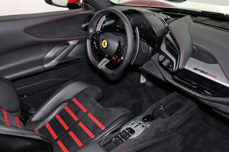 Ferrari SF90 Spider — photo 8