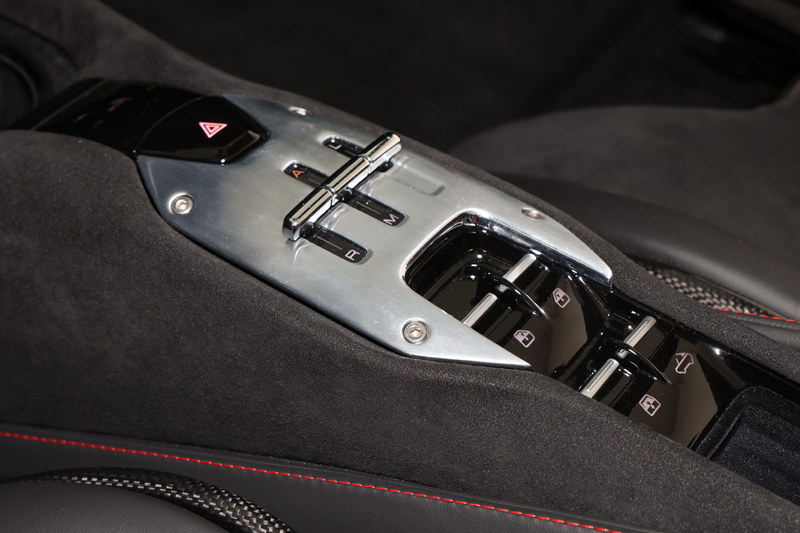 Ferrari SF90 Spider — photo 11