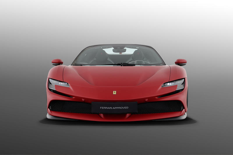 Ferrari SF90 Spider — photo 15