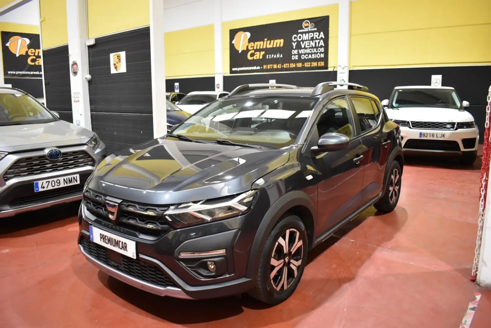 Dacia Sandero Stepway TCe Essential 67kW Gris - 1