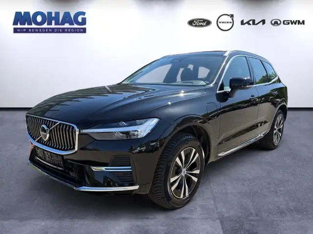 Volvo XC60 T6 Plug In Hybrid AWD Core mit AHK,Panorama,ACC,Go