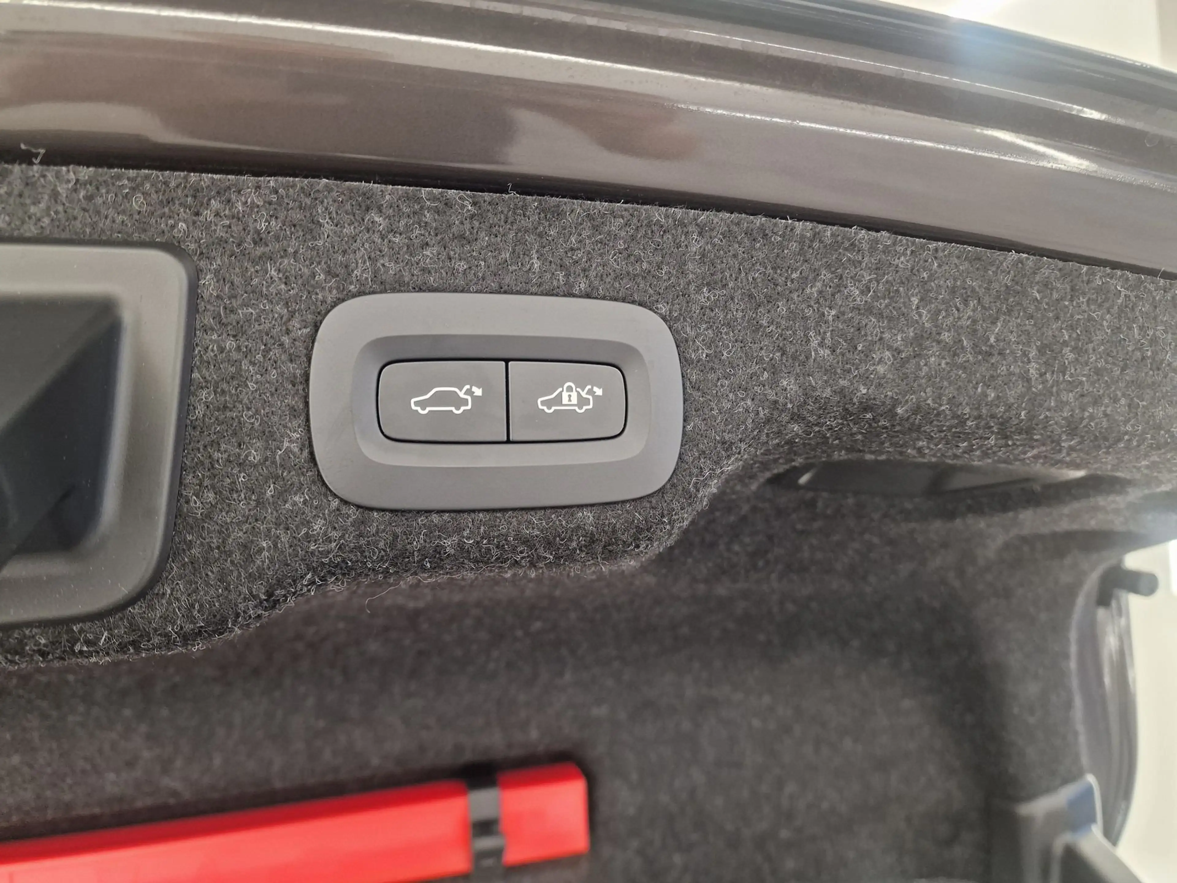 Volvo S90 PLUS HYBRID BENZINE AUTOMAAT+LUCHTVERING — photo 8
