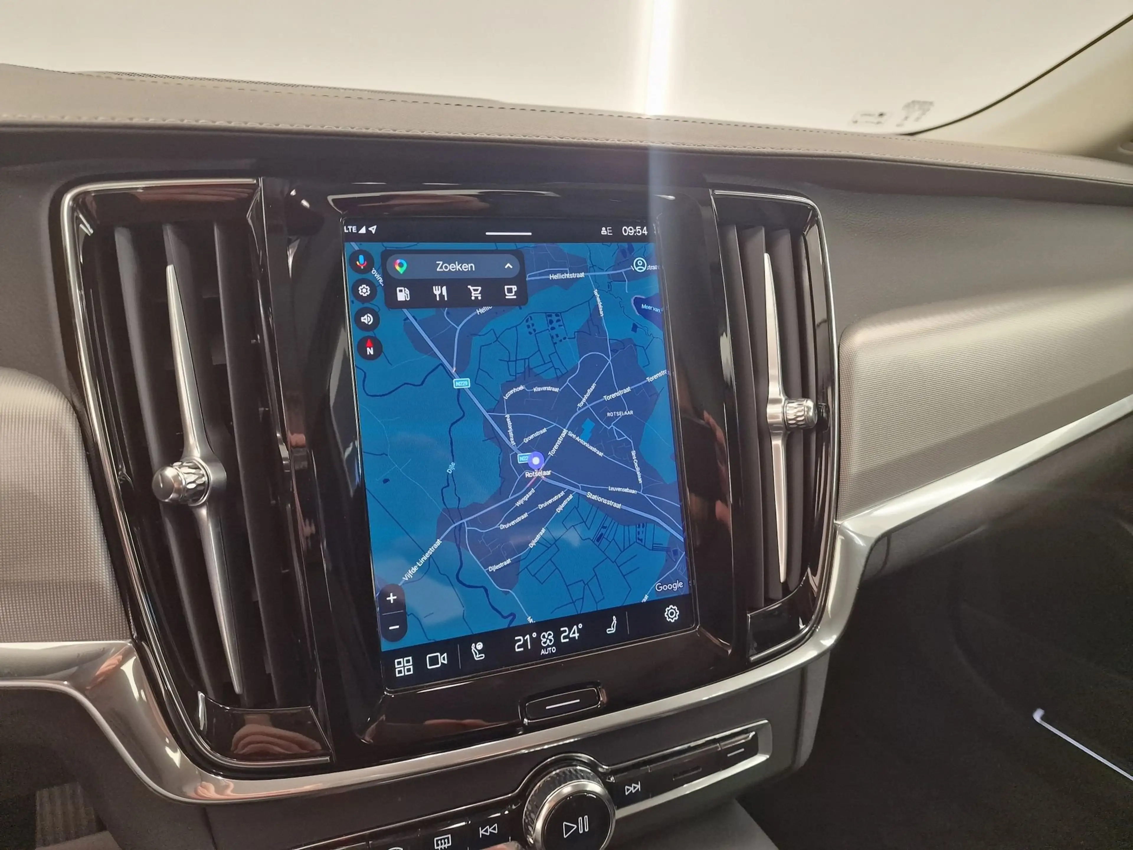 Volvo S90 PLUS HYBRID BENZINE AUTOMAAT+LUCHTVERING — photo 15