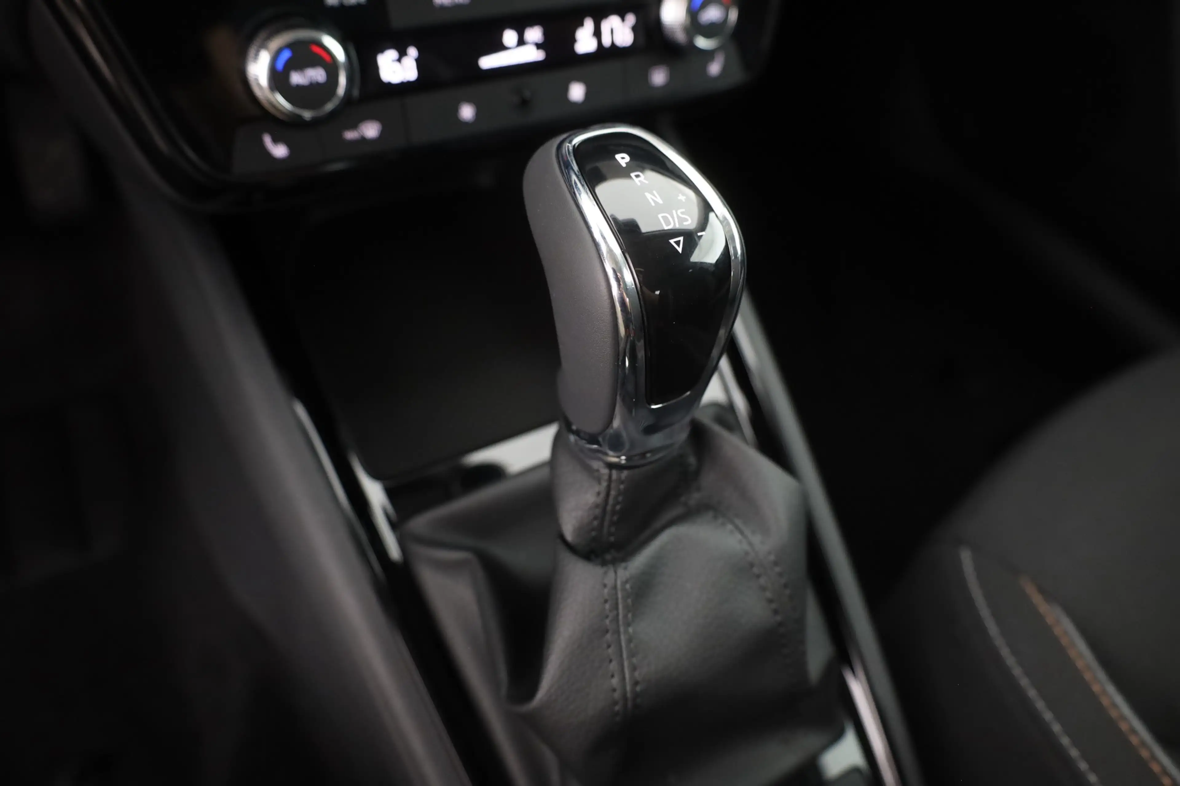 Skoda Kamiq 1.0 TSI DSG LED ACC Kamera AHK — photo 15