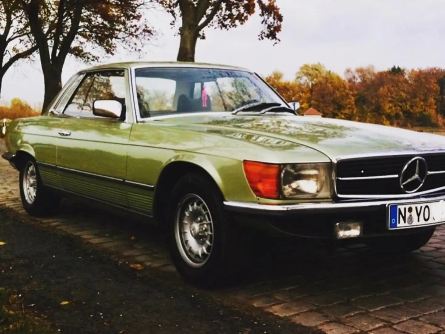 Mercedes-Benz 280 Grün - 1