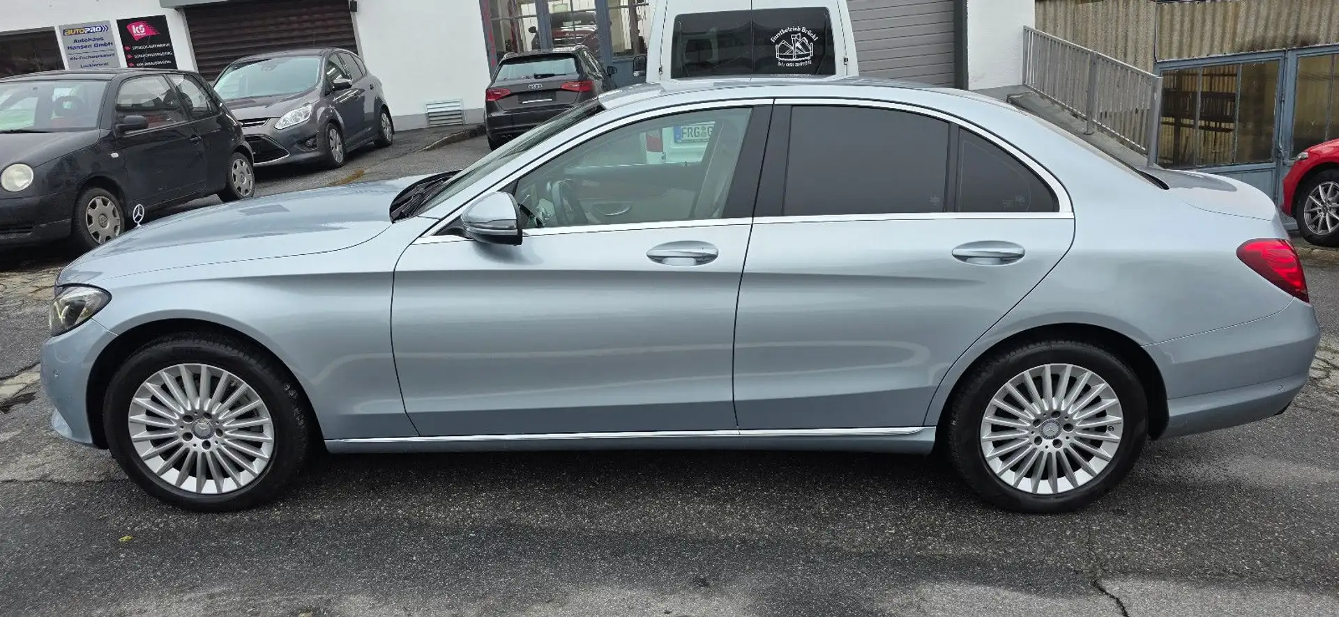 Mercedes-Benz C 200 Navi, sehr gepflegt, 2. Hand Argent - 2