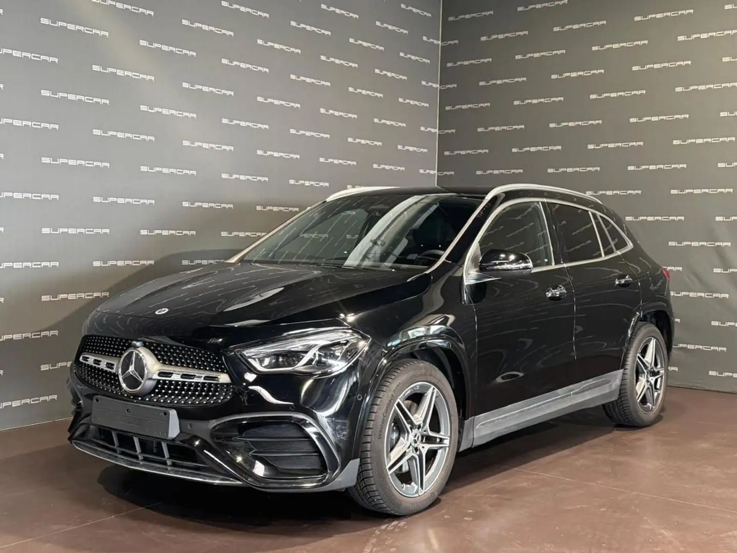 Mercedes-Benz GLA 200 d Automatic AMG Line Premium Nero - 1