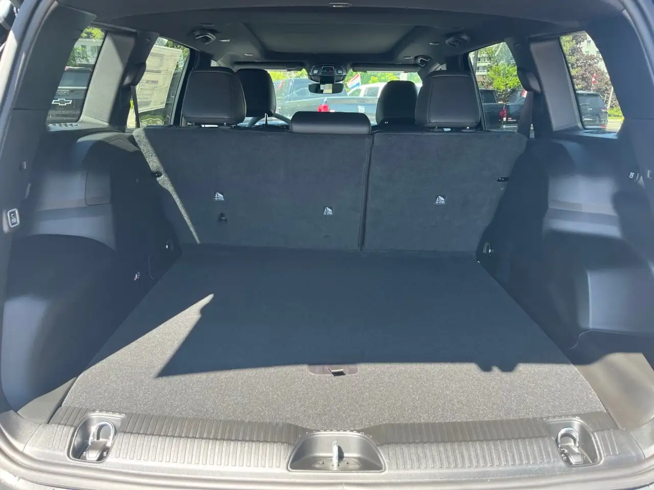 Jeep Cherokee снимка Jeep Cherokee
