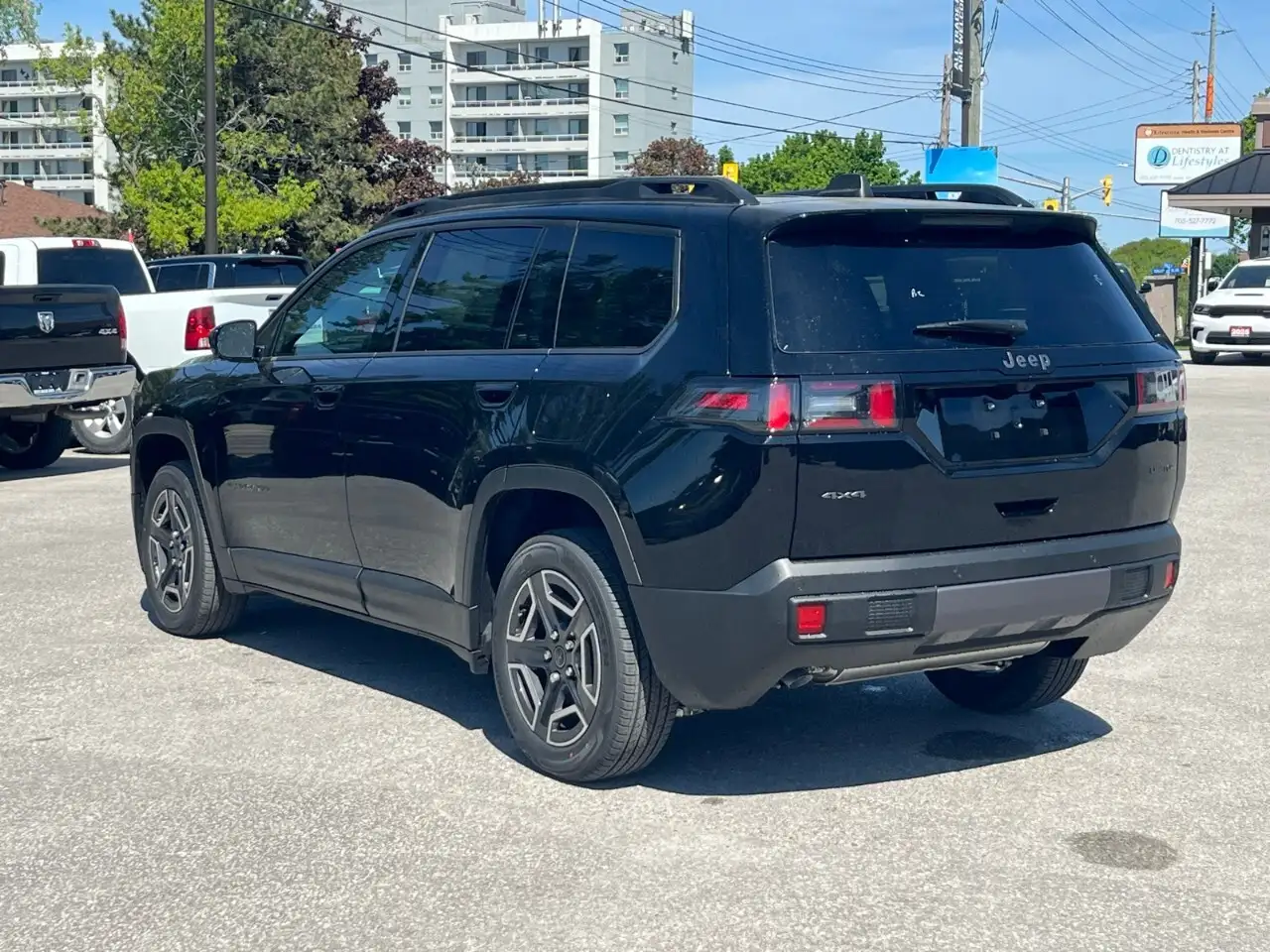 Jeep Cherokee снимка Jeep Cherokee