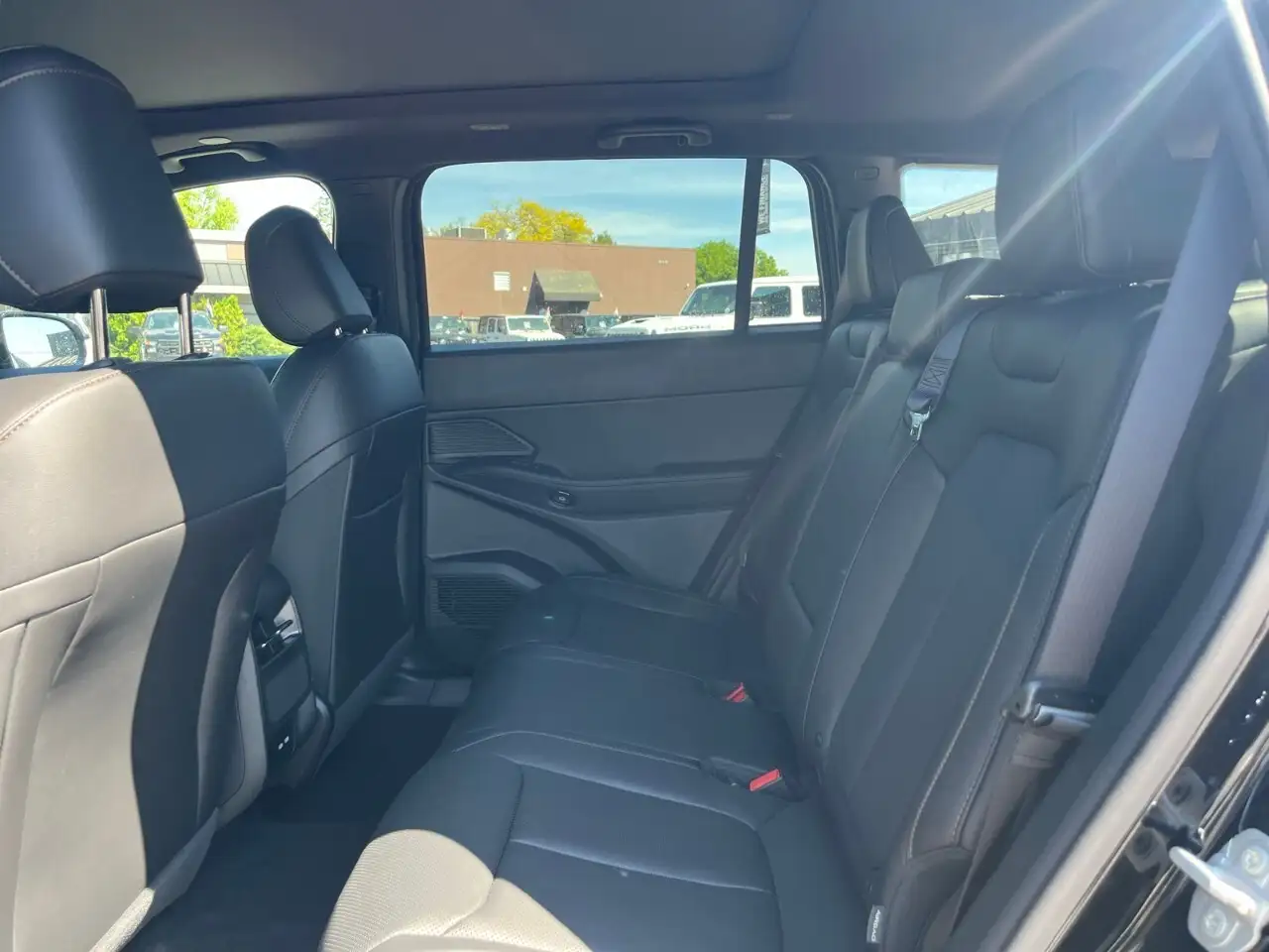Jeep Cherokee снимка Jeep Cherokee