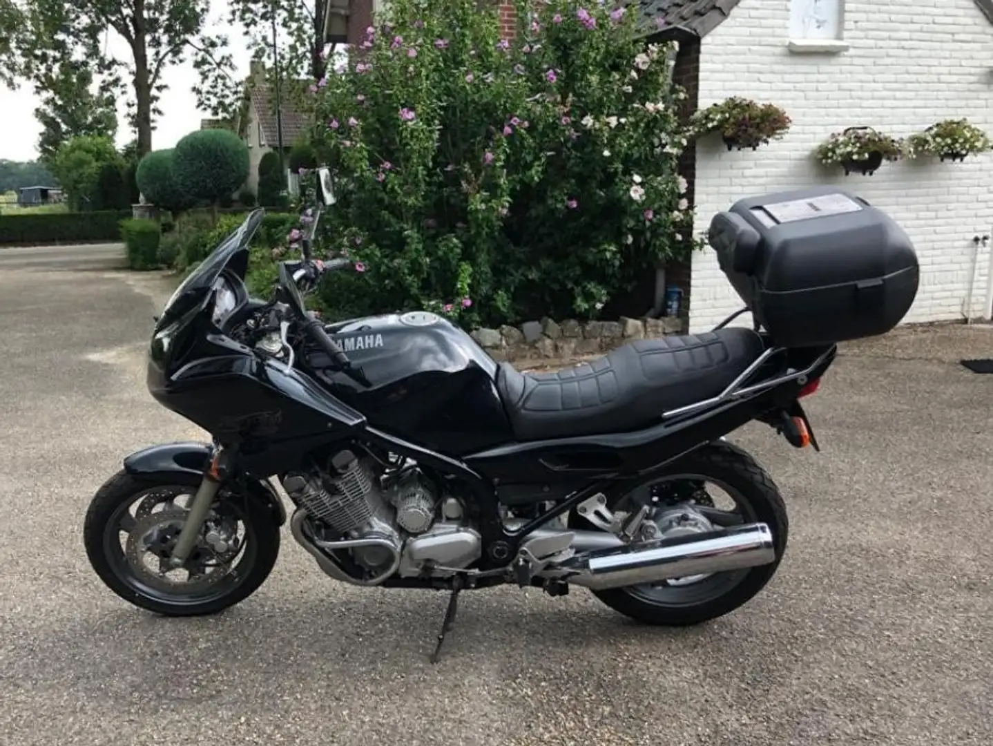 Yamaha XJ 900 s Negro - 1