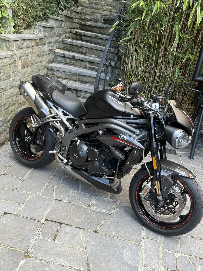 Triumph Speed Triple 1050 Etat showroom - 2