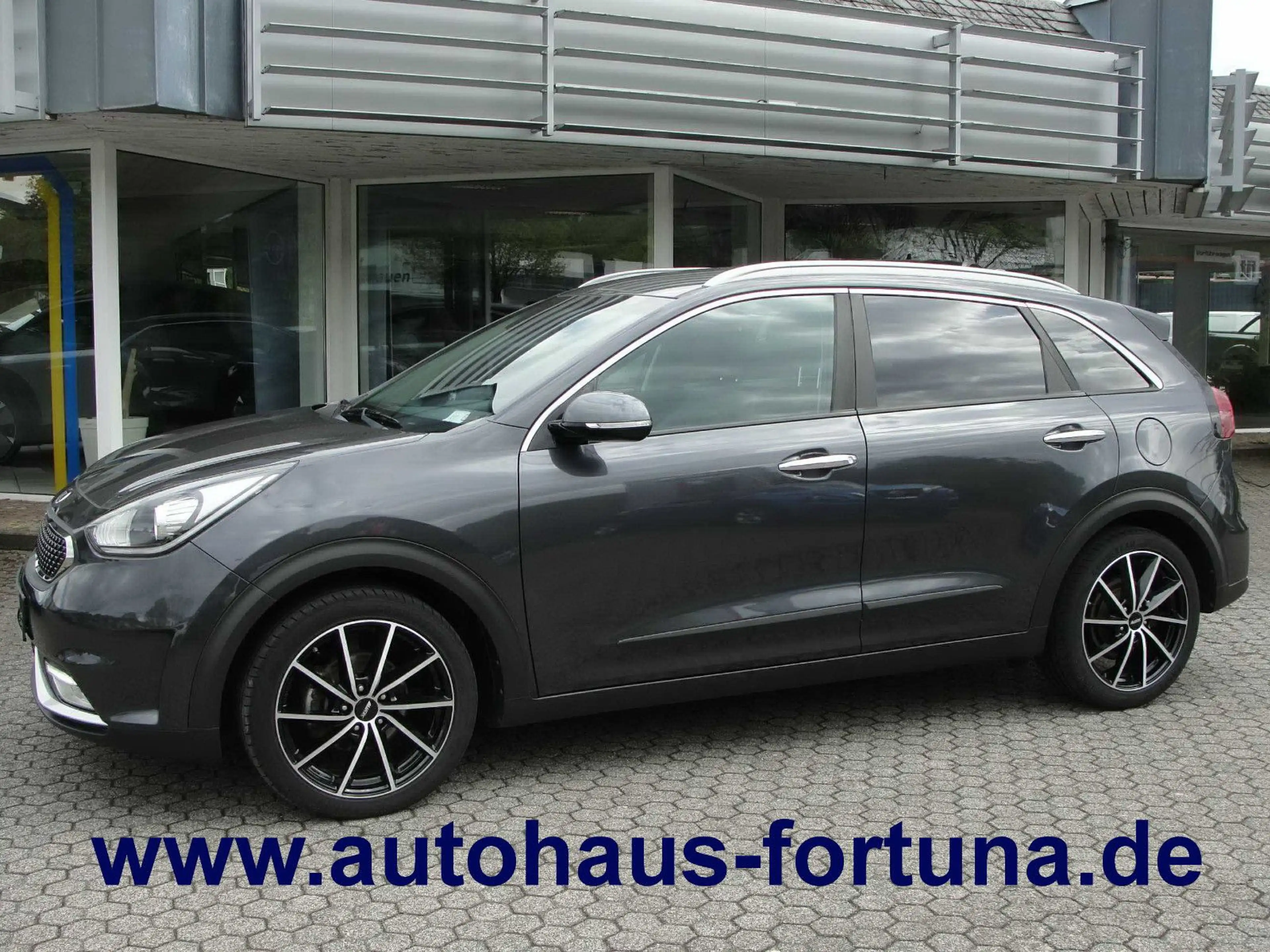 Kia Niro Vision 1.6 Hybrid Kamera Navigation AHK