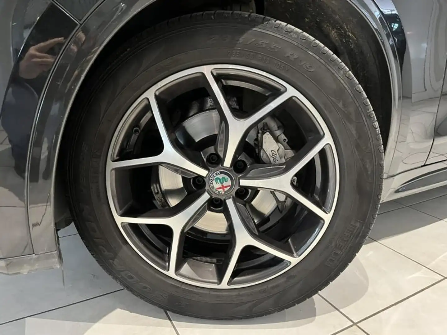 Alfa Romeo Stelvio 2.2MJD 190cv TI Navi/Carplay/Camera/Airco/Cuir Noir - 2