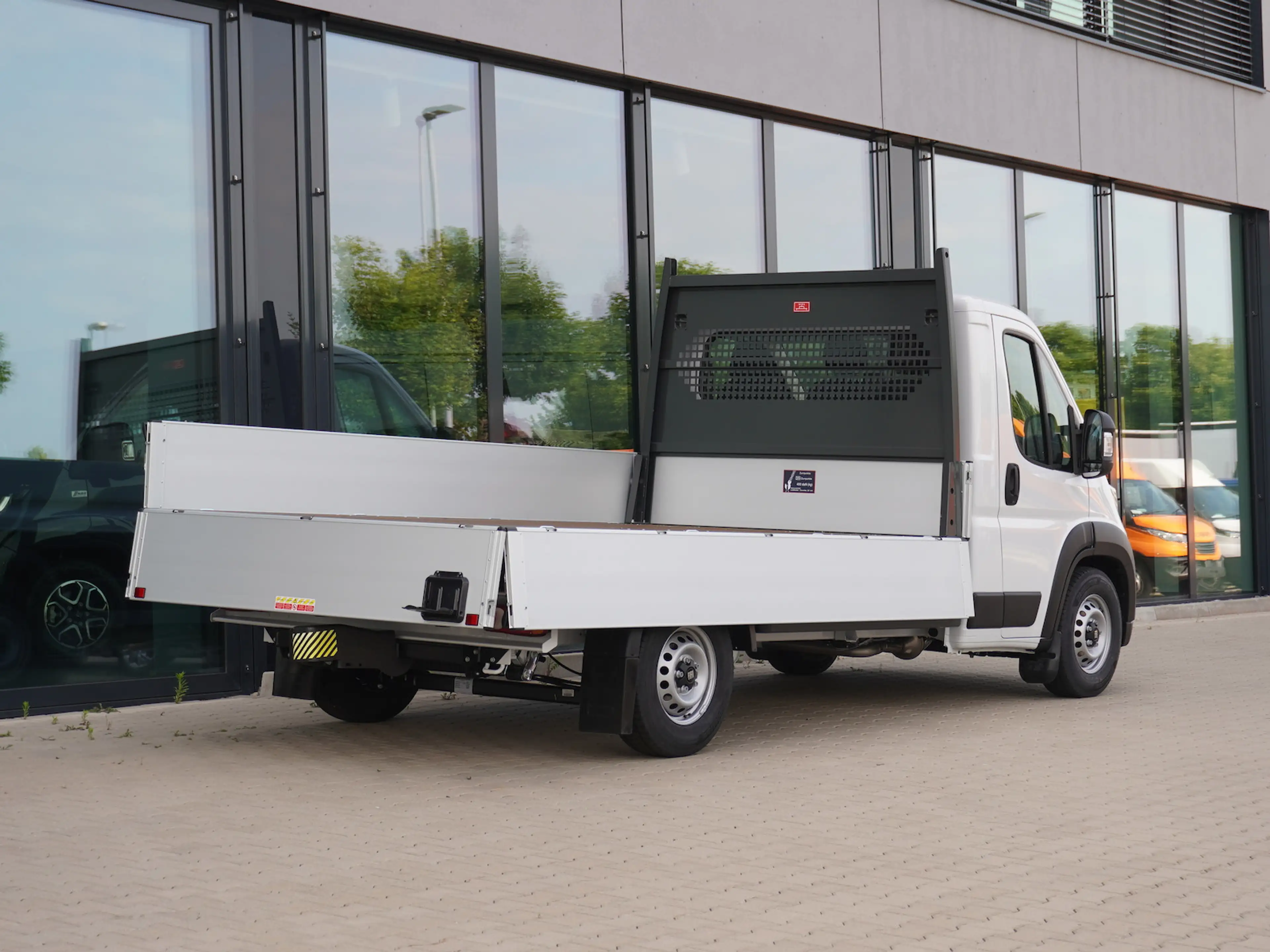 Fiat Ducato Maxi Pritsche L2S / 10-Zoll Navi + AHK — photo 4