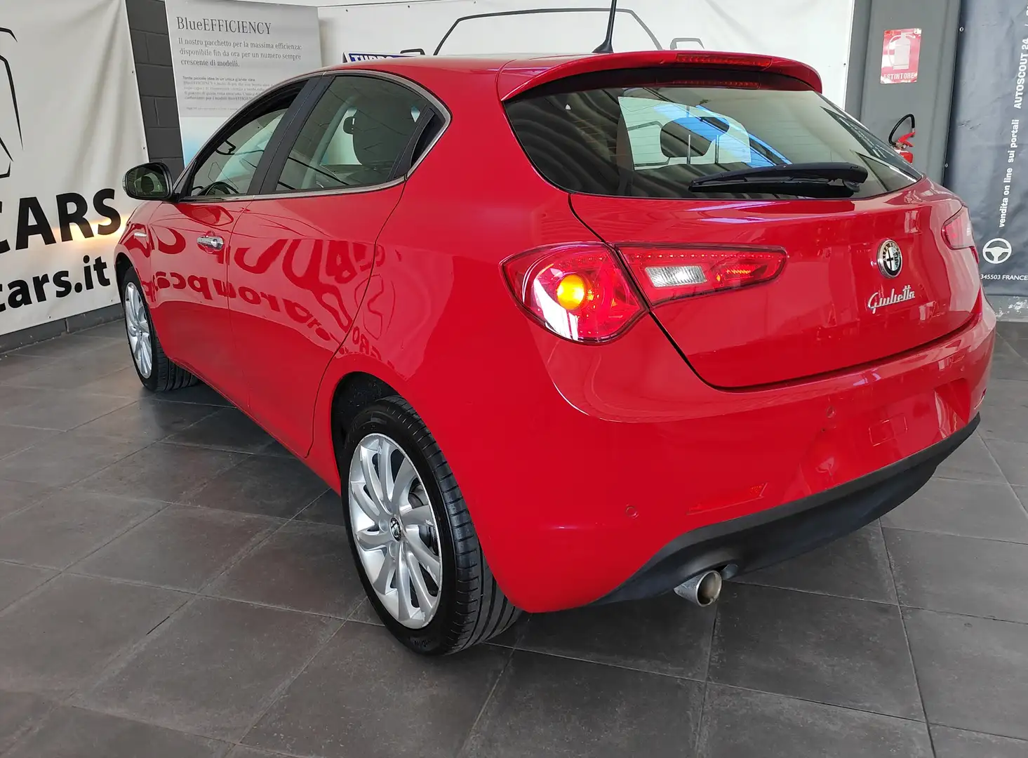 Alfa Romeo Giulietta 1.6 jtdm Exclusive *80milakm* Rosso - 2