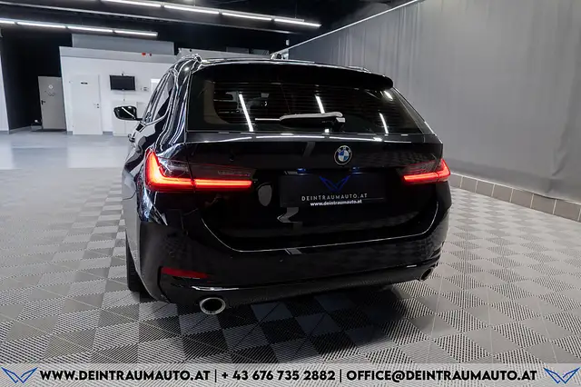 BMW 3 Series view 9