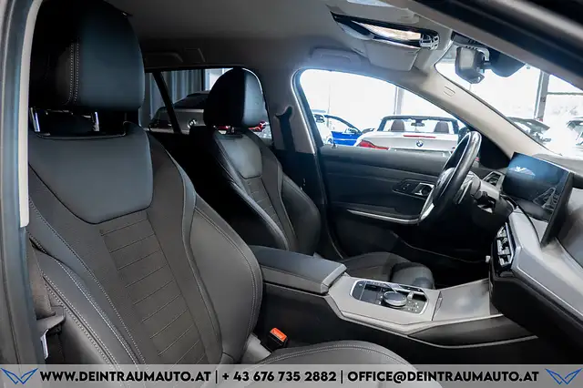 BMW 3 Series view 13