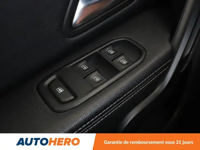 Dacia Duster view 28