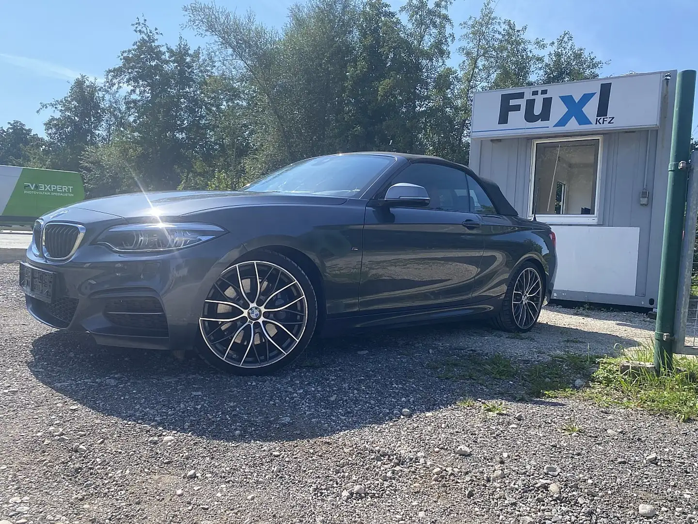 BMW 240 M240i BMW Cabrio M-Paket Vollausstattung Grau - 2