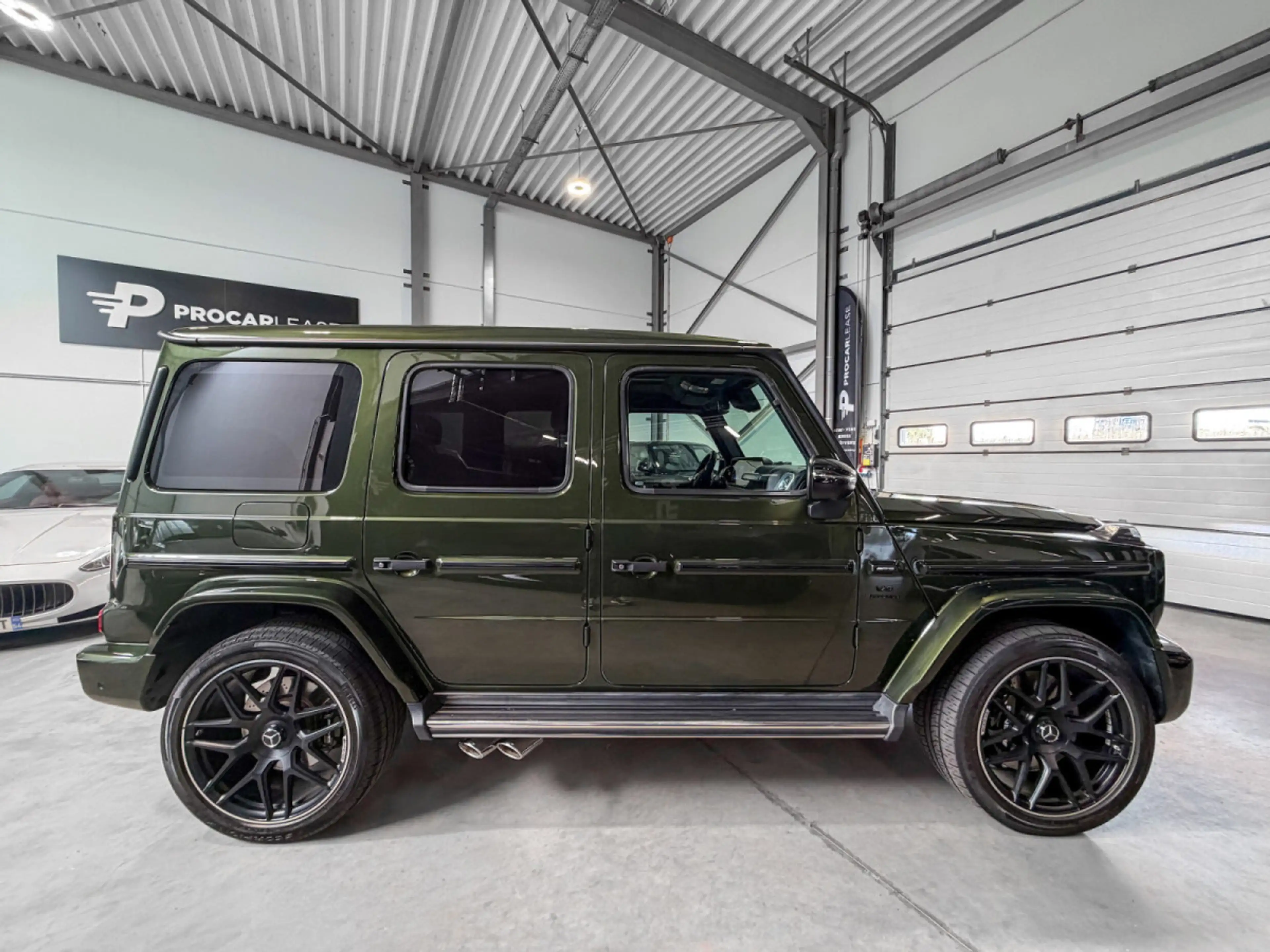 Mercedes-Benz G 63 AMG G63 AMG MANUFAKTUR/22/BURMESTER/DESIGNO MAGNO/360° — photo 7