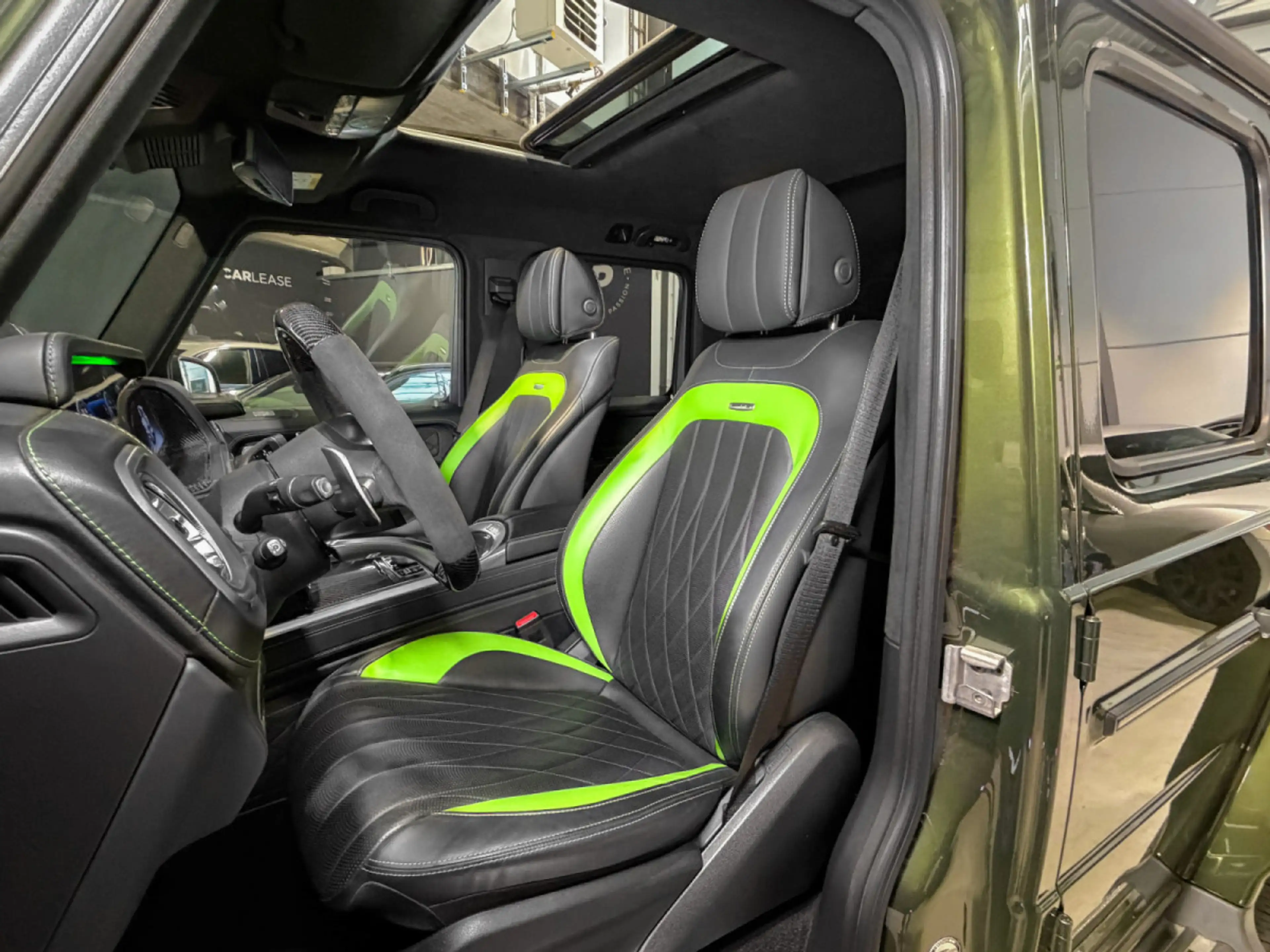Mercedes-Benz G 63 AMG G63 AMG MANUFAKTUR/22/BURMESTER/DESIGNO MAGNO/360° — photo 11
